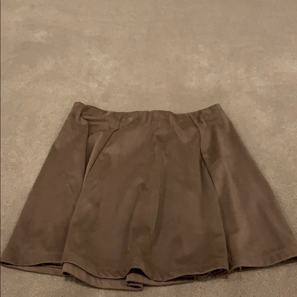 mini skirt